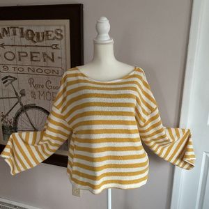 Women’s H&M yellow and white knit, baggy cropped thick striped sweater, SZ XXL